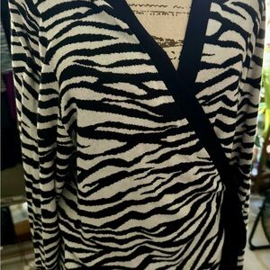 Soft light Zebra Print Wrap Sweater